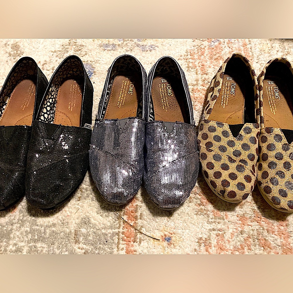 Tom’s - THREE PAIRS